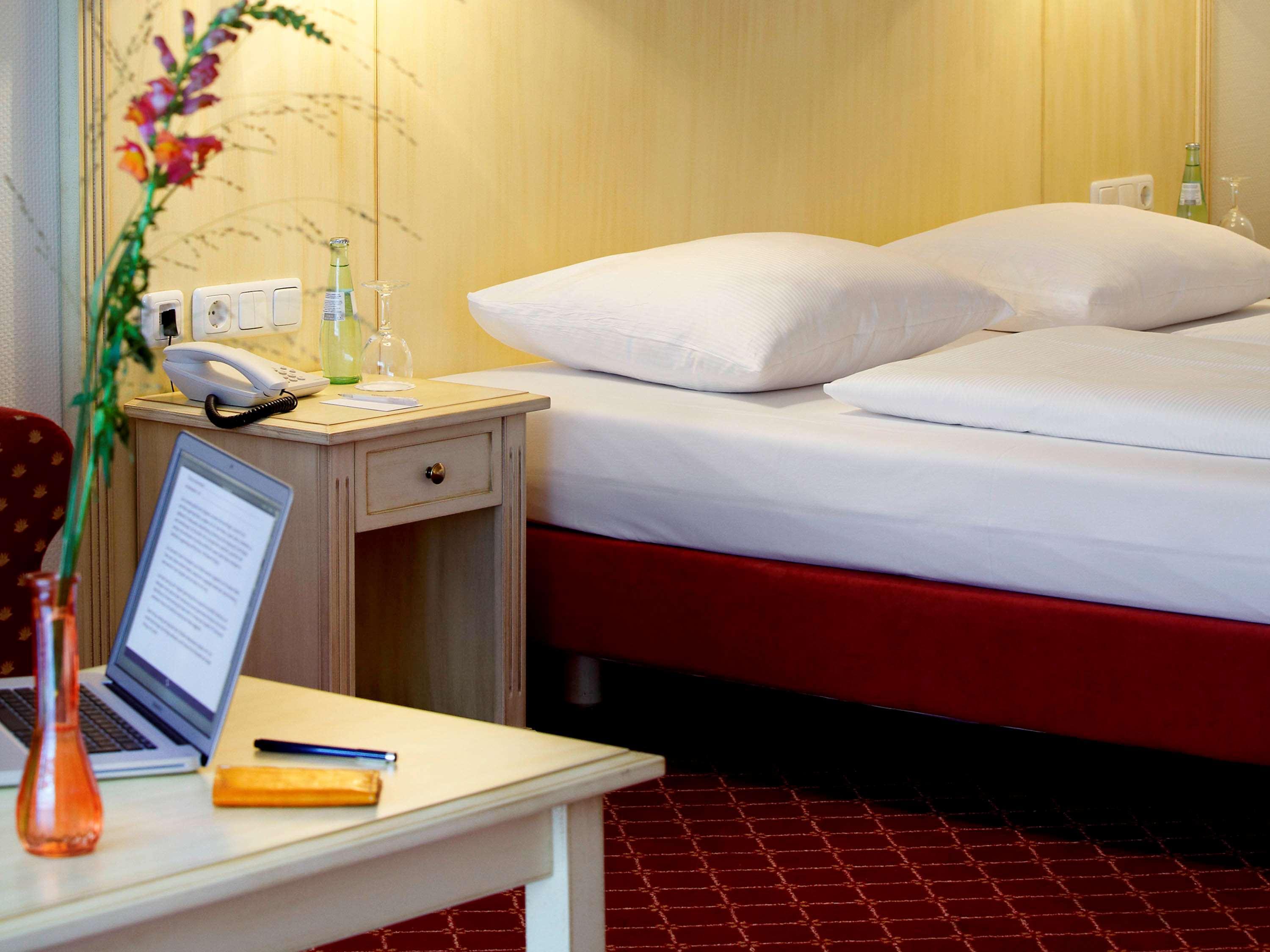 Hotel Chateau Kurfuerstendamm Berlin Bagian luar foto