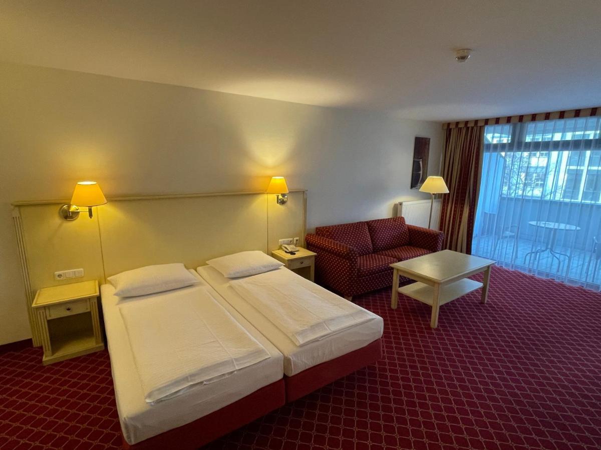Hotel Chateau Kurfuerstendamm Berlin Bagian luar foto